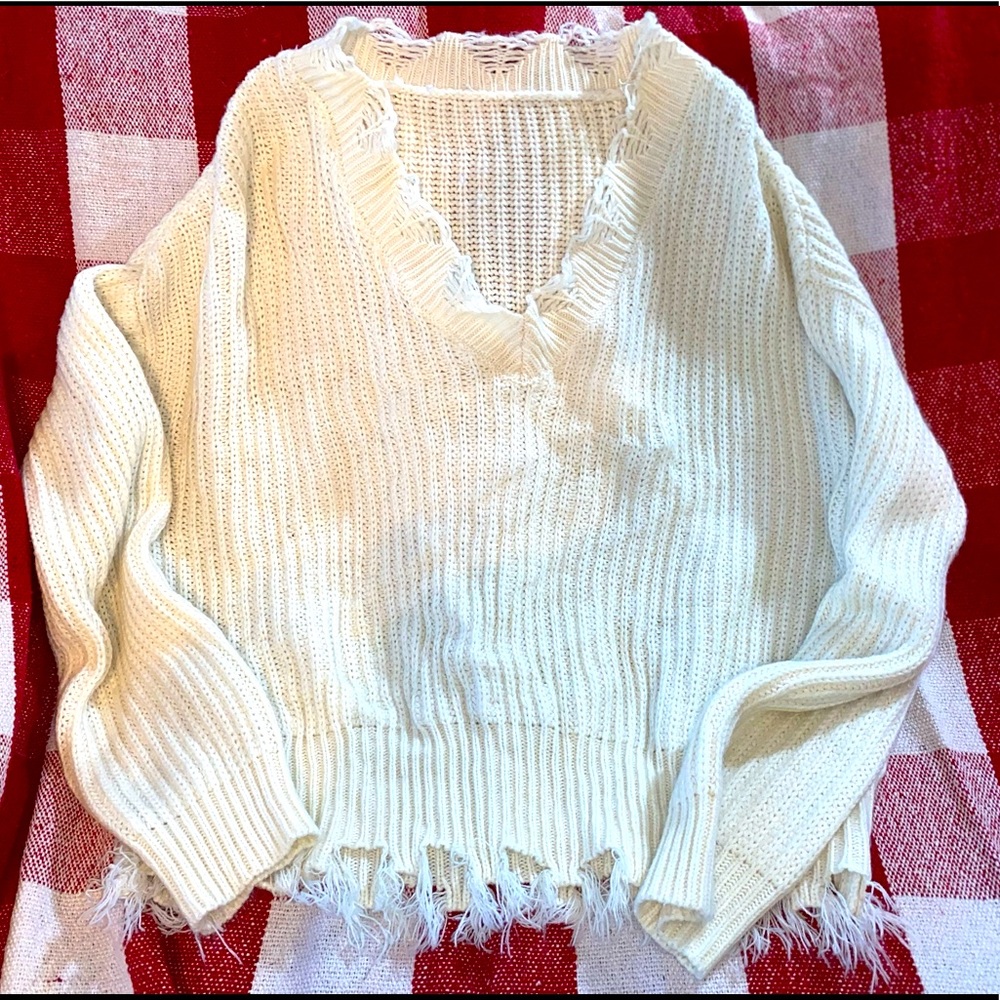 FRINGED SWEATER